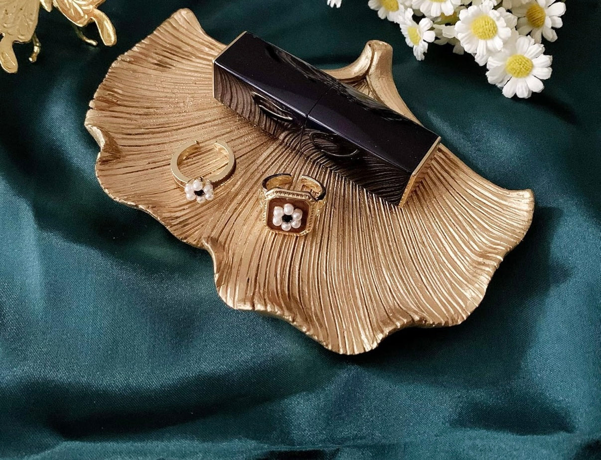 Golden Gingko Leaf Jewelry Dish – Elegant Gold Trinket Tray for Rings, Keys & Decor
