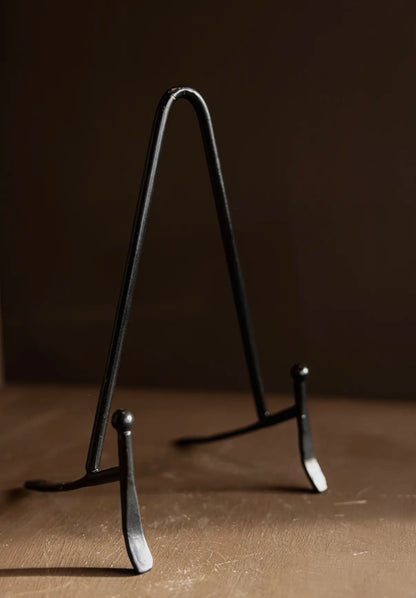 Iron Tabletop Easel | Minimalist Display Stand for Artwork, Photos & Signs