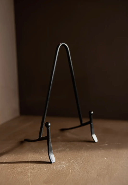 Iron Tabletop Easel | Minimalist Display Stand for Artwork, Photos & Signs