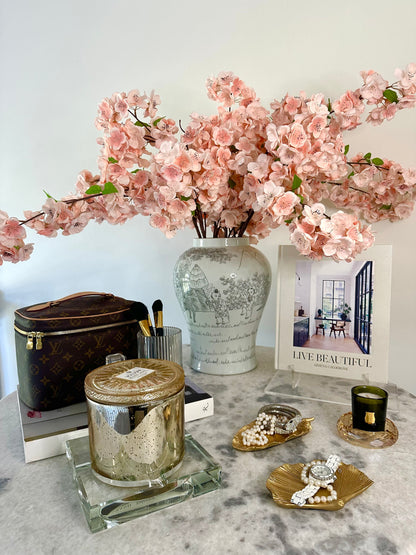 Faceted Crystal Candle Holder — Luxury Glass Decor