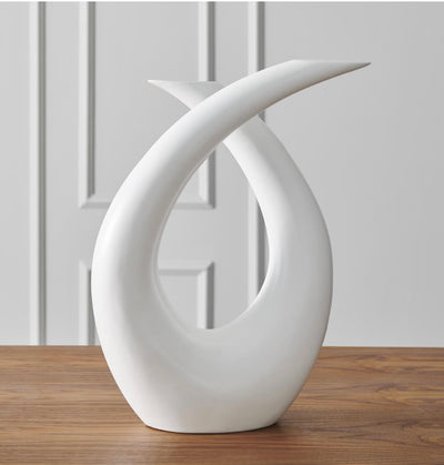 Loop Sculpture in Matte White